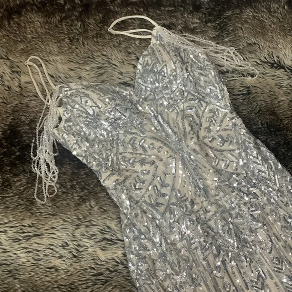 Shein 🌟HP🌟 Sequence Formal Gown-NWOT - Picture 3 of 15